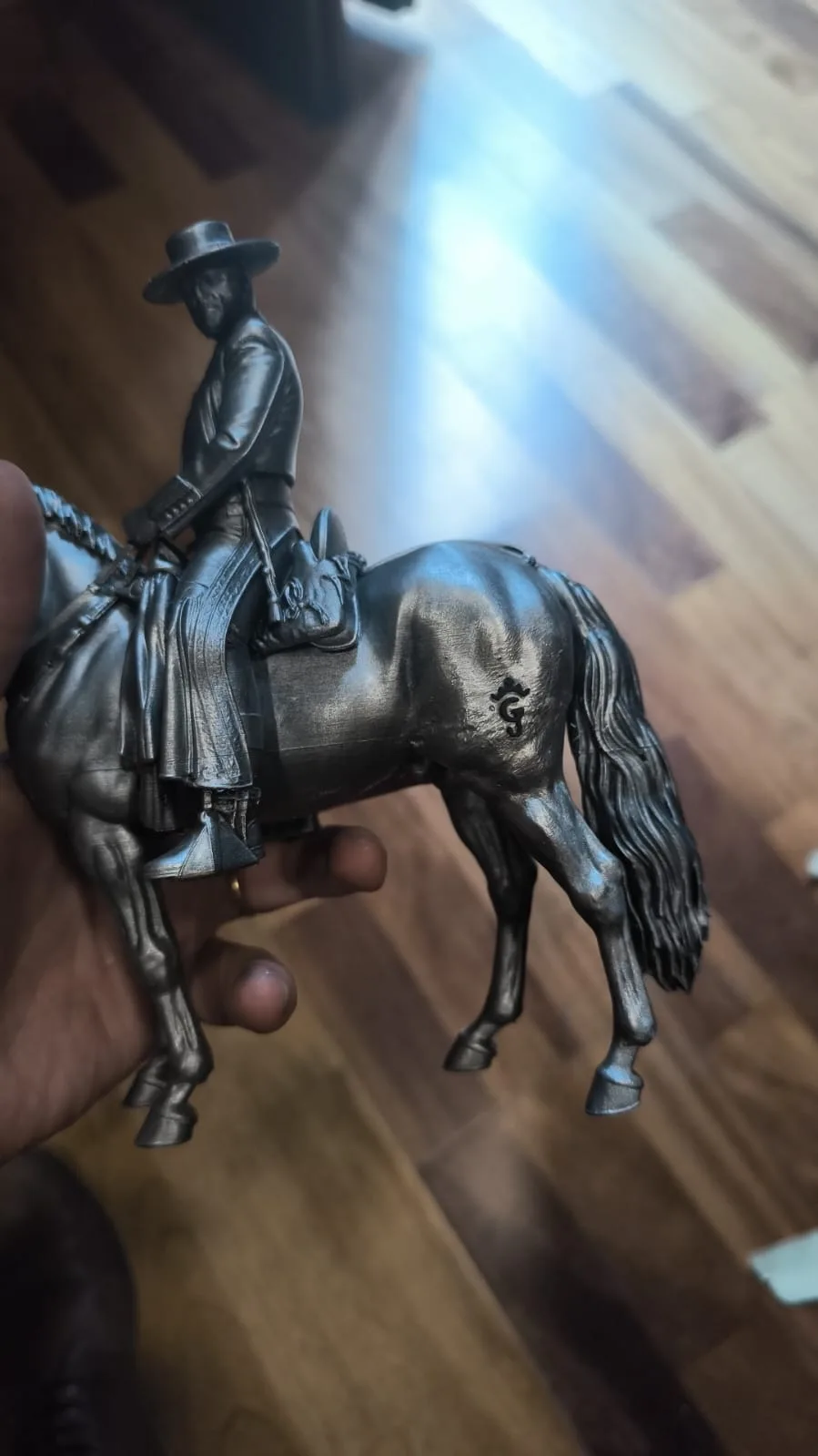 Detalle del acabado de la escultura